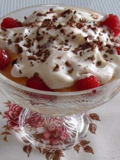 Una foto de Tiramisú de frambuesas