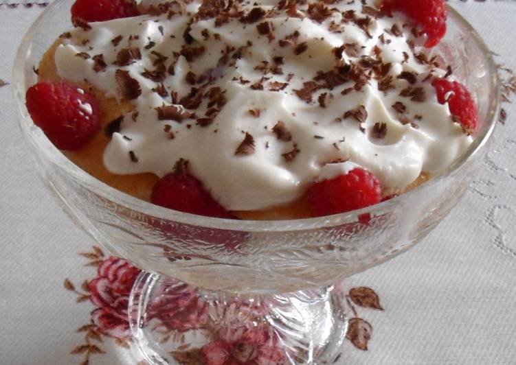 Tiramisú de frambuesas