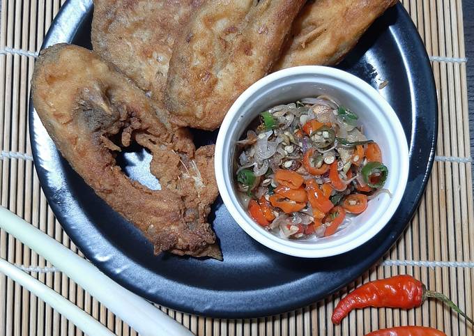 Cara Buat Ikan Geprek Sambel Bawang Praktis