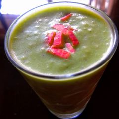 A picture of Green Milkshake.