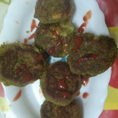 A picture of Homemade Spicy and Tasty Palak ke Kebab.