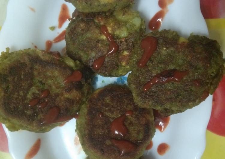 Homemade Spicy and Tasty Palak ke Kebab