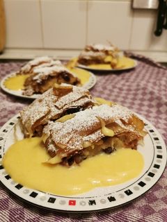 Apfelstrudel mit Vanillesauce -Vegan- Rezepthauptbild