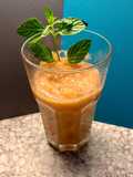 Smoothie με λωτό, ξινόμηλο, αχλάδι, χουρμάδες, φράουλες, βανίλιες (ροζ & μαύρη), μπανάνα 💕♥️💕