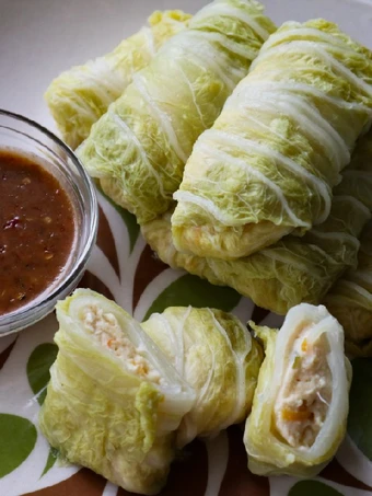 Langkah Mudah untuk Membikin Resep Tahu Telur Udang-Sawi Roll yang Lezat Anti Ribet, Lezat