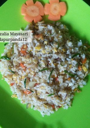 Foto resep Nasi Goreng Daun Jeruk #SeninSemangat #BikinRamadanBerkesan