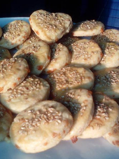 Una foto de Masitas de queso con semillas