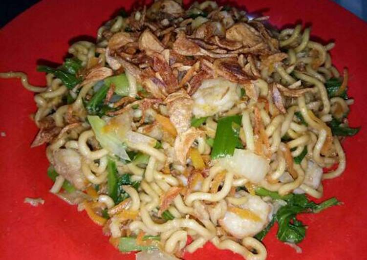 Bagaimana Menyiapkan Mie Goreng Udang Spesial #herlinwidodo, Lezat Sekali