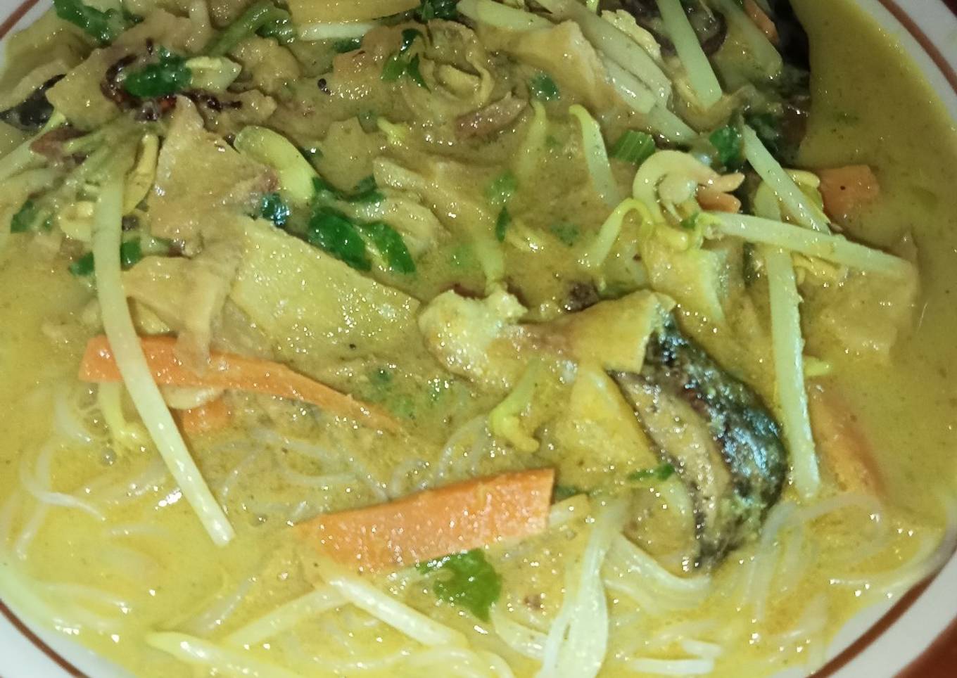 Soto Medan isi Ayam