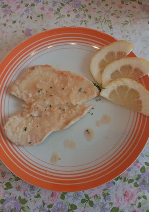 A picture of Lemon Chicken Breast.