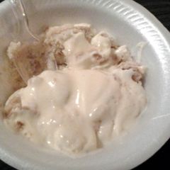 A picture of my moms nanner pudding.