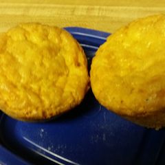 A picture of Cheesy Popovers.