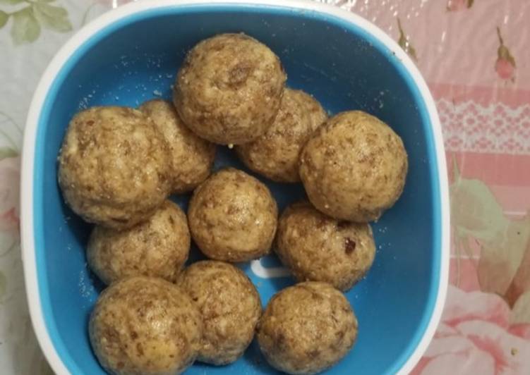 Recipe of Love Dates and nuts laddoo
