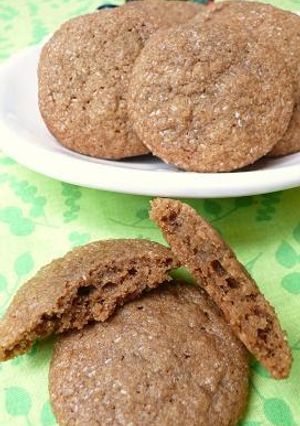 A picture of Gingersnap Cookies.
