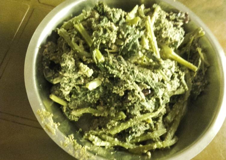 Bottle gourd  leaves poppy seeds curry