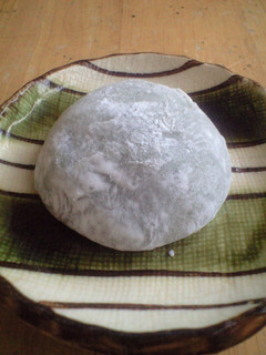 A picture of Daifuku-mochi with Sliced Mochi.