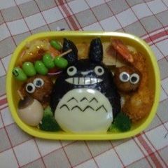 Character Bento Totoro and Soot Sprites A picture of Character Bento Totoro and Soot Sprites.