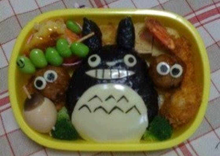 Recipe of Super Quick Homemade Character Bento Totoro and Soot Sprites