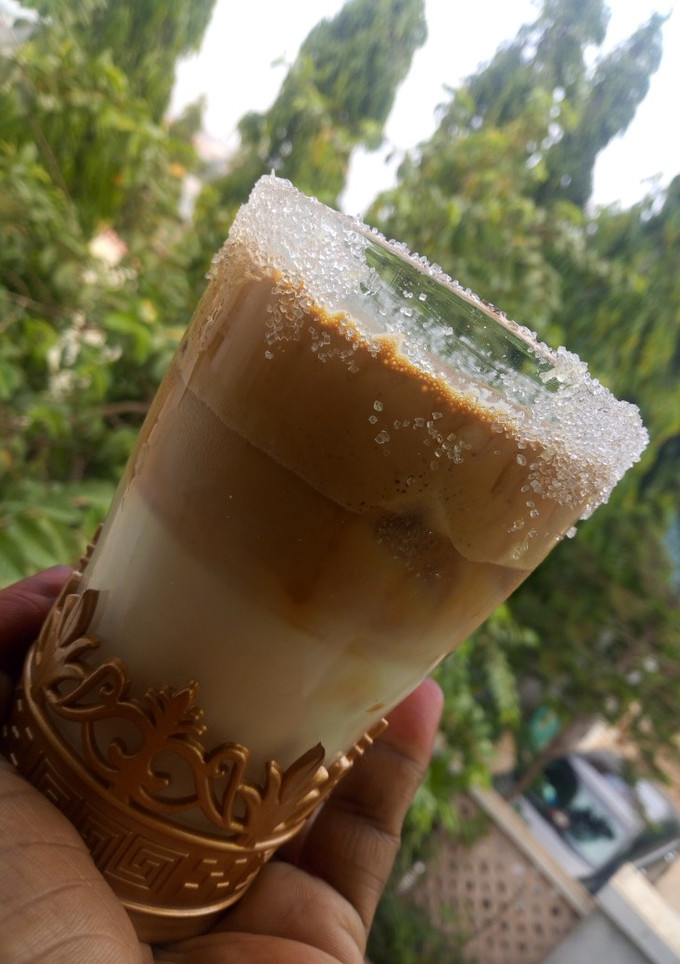 A picture of Dalgona coffee.