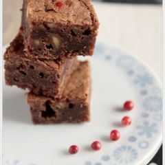 Easy Walnut Brownies for Valentine's A picture of Easy Walnut Brownies for Valentine's.