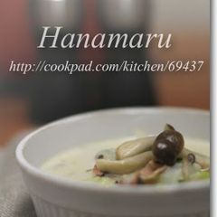 A picture of Chinese Cabbage Soy Milk Soup.