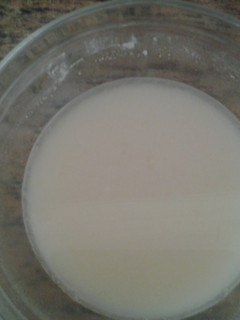 A picture of Icing sugar glaze.