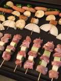 [Quick & Easy] Homemade Yakitori on an Electric Griddle