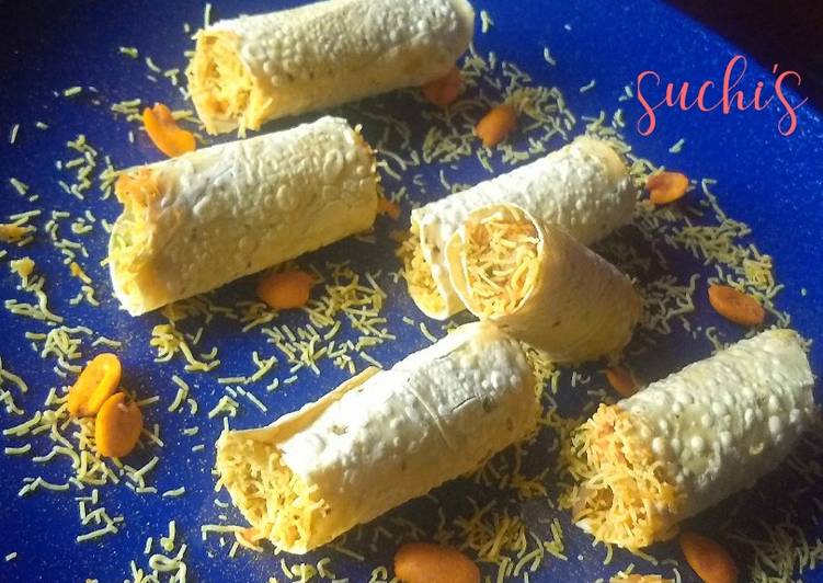 Recipe of Quick Papad roll chat