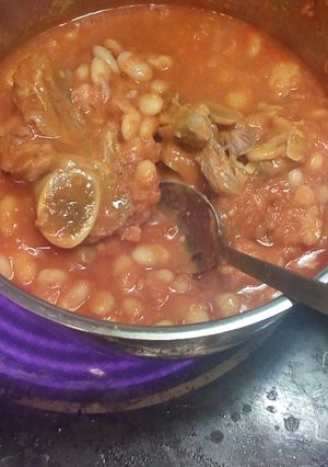 صورة لوصفة مرق فاصولياء ثقيل مع رز بالدجاج المحمر