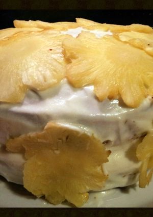 A picture of AMIES PINEAPPLE CAKE with COCONUT and BANANA.