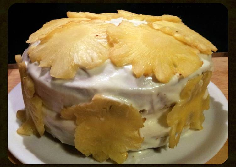 Recipe of Perfect AMIES PINEAPPLE CAKE with COCONUT and BANANA