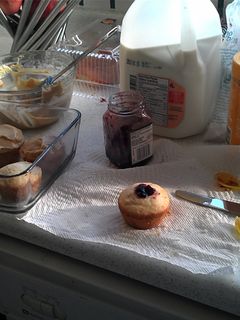 A picture of PB&J Cupcakes.