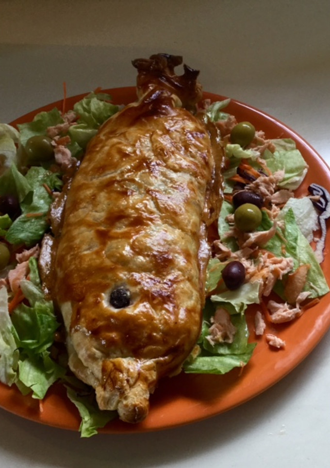 Una foto de Salmón en hojaldre