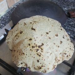 A picture of Roti.