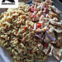 A picture of Indomie and egg.