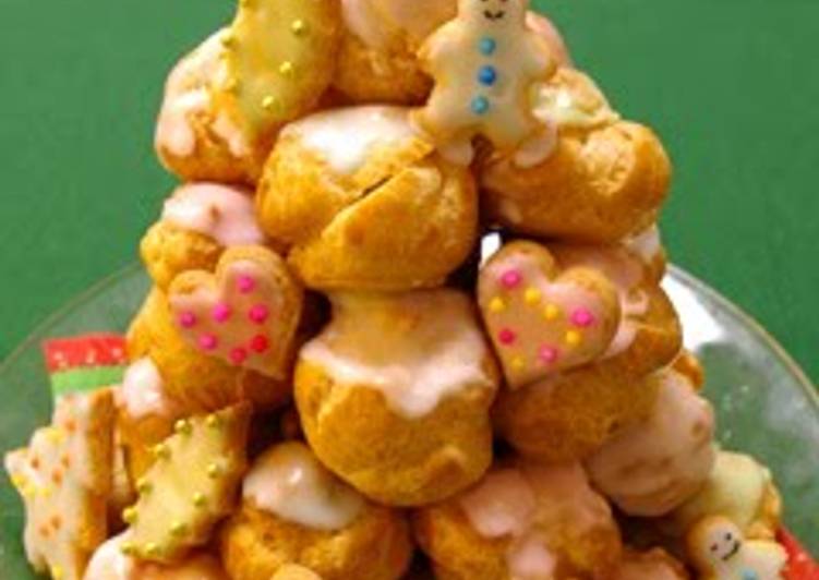 A Choux Pastry Christmas Tree A Choux Pastry Christmas Tree