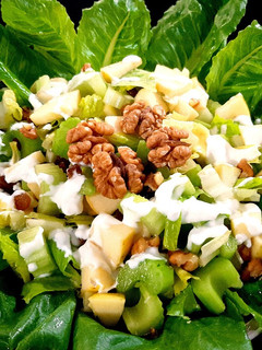 عکسی از دستور سالاد والدورف