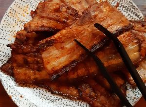 Une photo de Poitrines de porc marinées