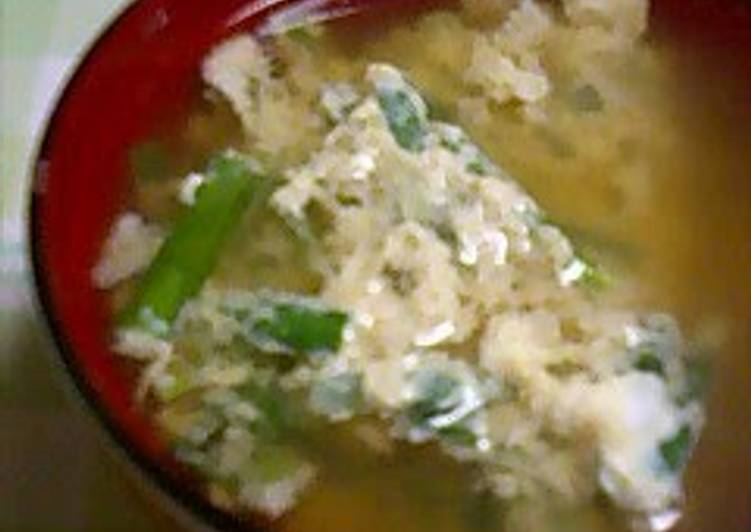 Recipe of Perfect Clear Soup with Chinese Chives and Eggs