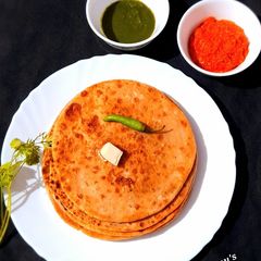 Gobhi Pyaz Paratha A picture of Gobhi Pyaz Paratha.