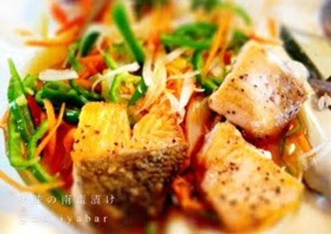 Recipe of Ultimate Not Deep Fried: Fall Salmon in Nanban Sauce With Lots of Vegetables