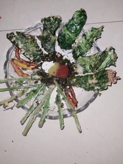A picture of Palak rolls.