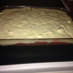 A picture of Strawberry Refrigerator CAKE.