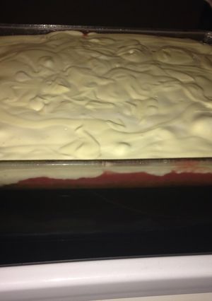 A picture of Strawberry Refrigerator CAKE.