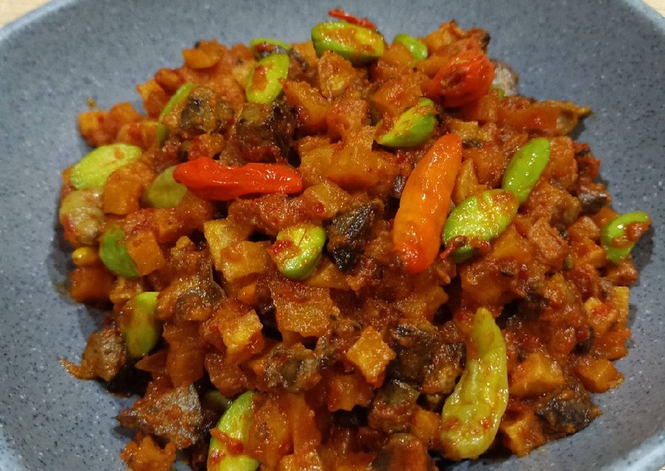 Sambal Goreng Kentang Ati Ampela Merah Merona