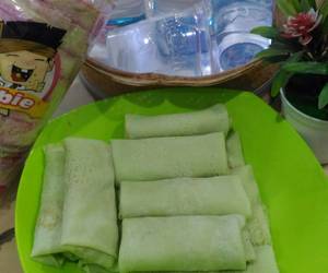 Masakan Unik Dadar gulung isi unti kelapa Enak Bergizi Masakan Unik Dadar gulung isi unti kelapa Enak Bergizi