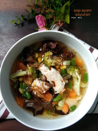 Cara Gampang Membuat Resep Sop ayam sayur campur yang Lezat Anti Ribet, Uenak Banget