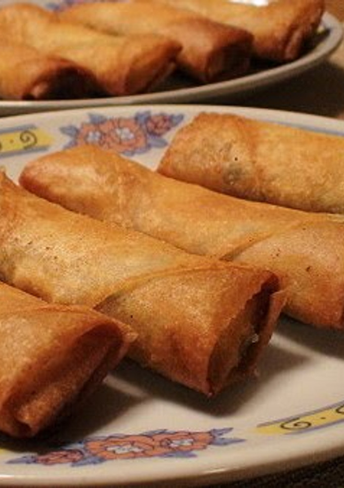 A picture of Crispy Basic Spring Rolls.