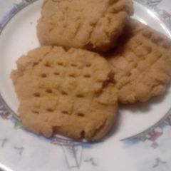 A picture of Nora-San's Soft Peanut Butter Cookies.