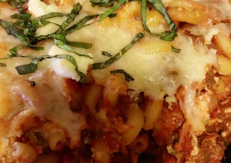 Get Lunch of Baked Ziti with Sausage